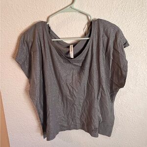 Aeropostale Metallic Gray Short Sleeve Top